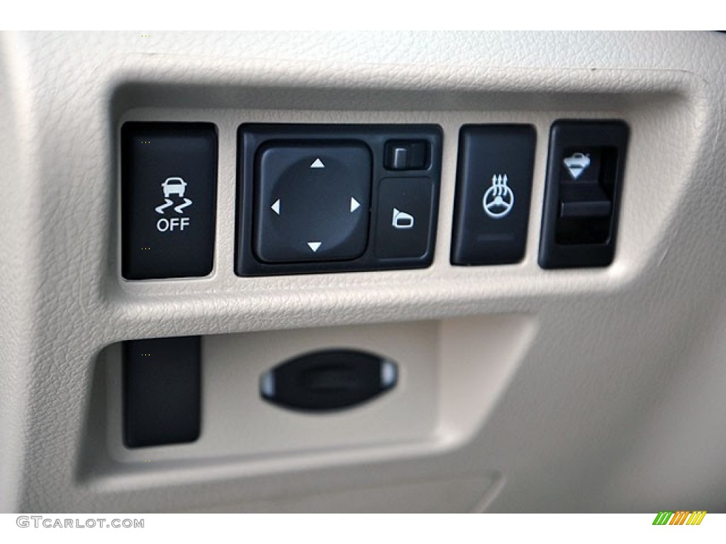 2012 Nissan Maxima 3.5 SV Sport Controls Photo #69937289