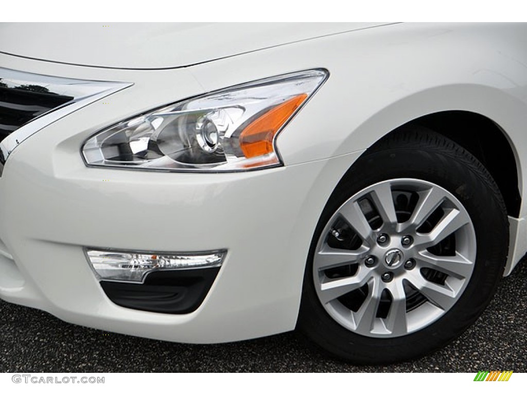 2013 Altima 2.5 S - Pearl White / Beige photo #2