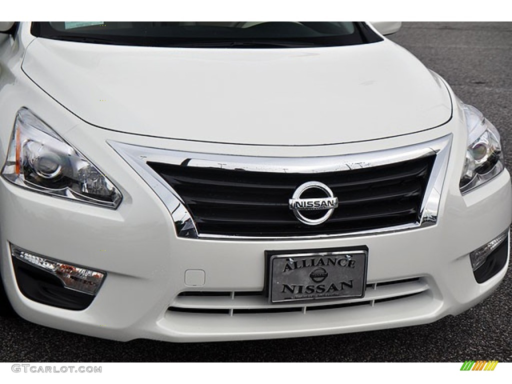 2013 Altima 2.5 S - Pearl White / Beige photo #3