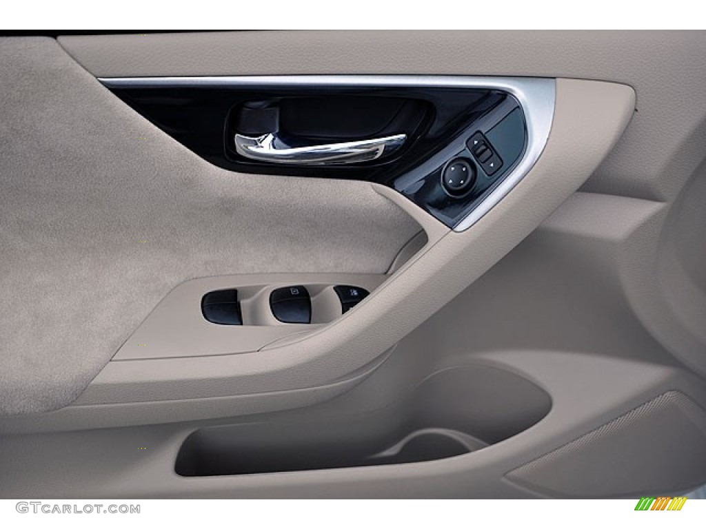 2013 Altima 2.5 S - Pearl White / Beige photo #8