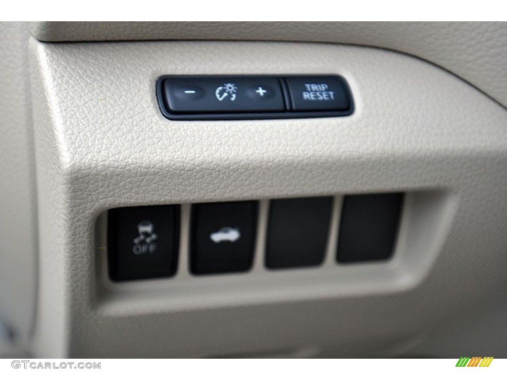 2013 Altima 2.5 S - Pearl White / Beige photo #11