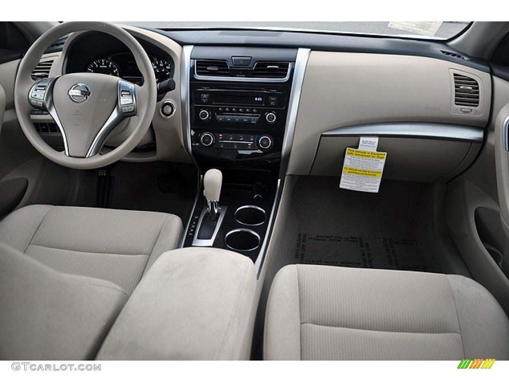 2013 Altima 2.5 S - Pearl White / Beige photo #14