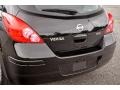 Super Black - Versa 1.8 S Hatchback Photo No. 4