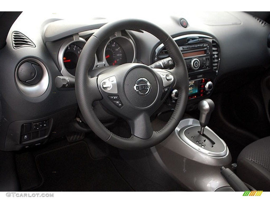 2012 Juke SV - Graphite Blue / Black/Silver Trim photo #12
