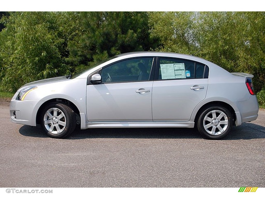 Brilliant Silver Metallic 2012 Nissan Sentra 2.0 SR Exterior Photo #69941390