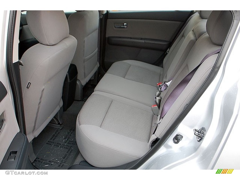 Charcoal Interior 2012 Nissan Sentra 2.0 SR Photo #69941486