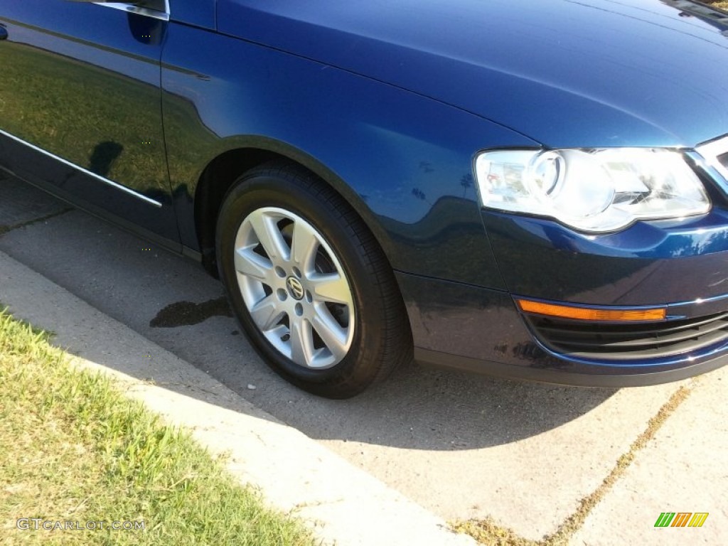 2006 Passat 2.0T Sedan - Shadow Blue / Pure Beige photo #22