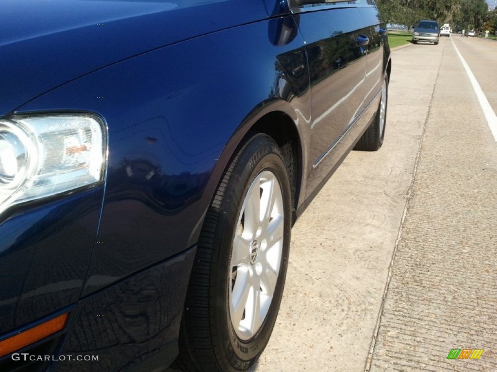 2006 Passat 2.0T Sedan - Shadow Blue / Pure Beige photo #23