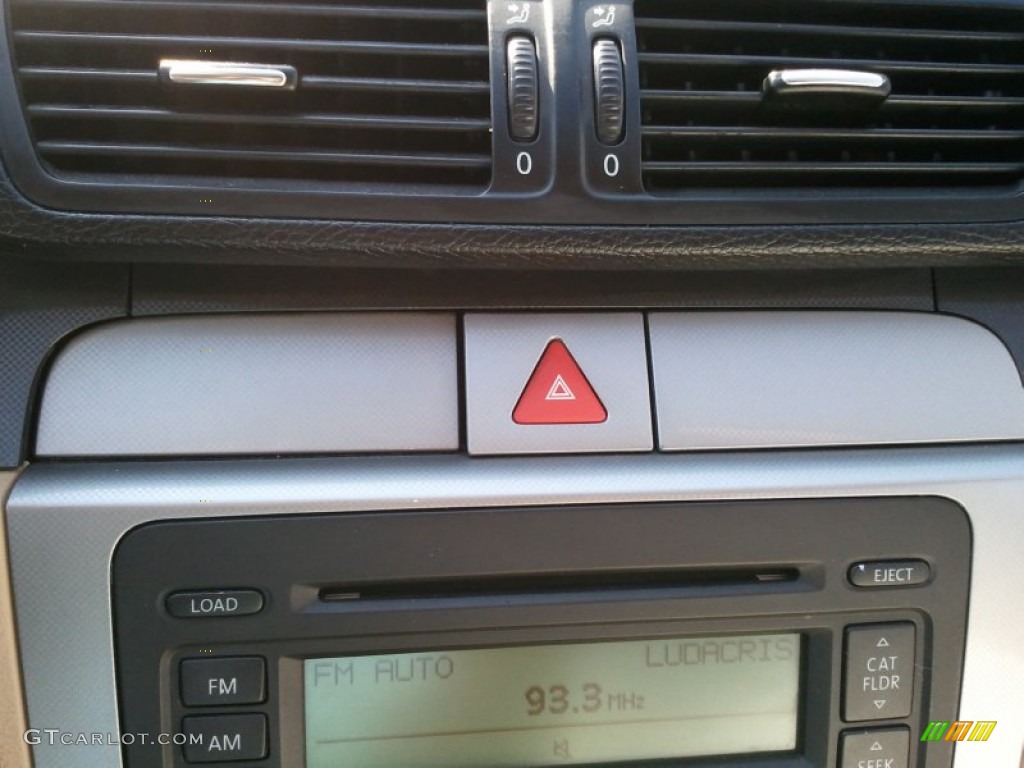 2006 Passat 2.0T Sedan - Shadow Blue / Pure Beige photo #31