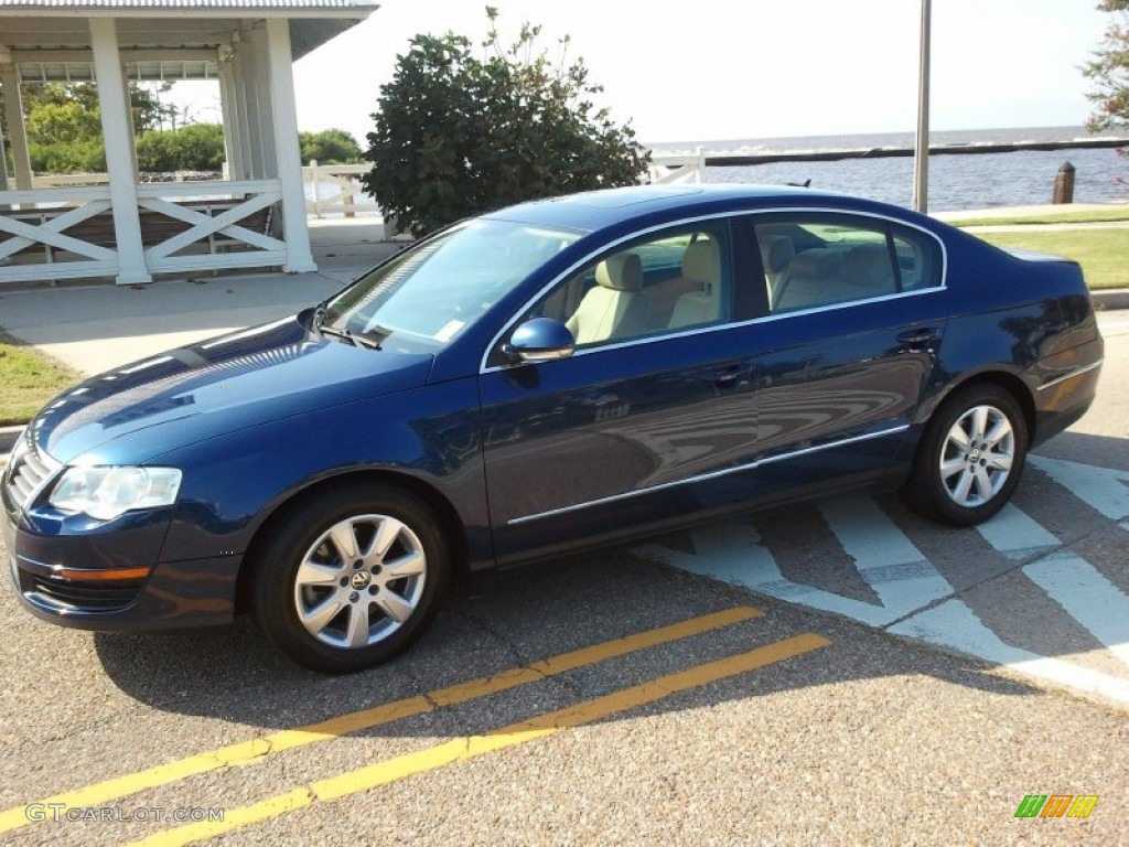 2006 Passat 2.0T Sedan - Shadow Blue / Pure Beige photo #35