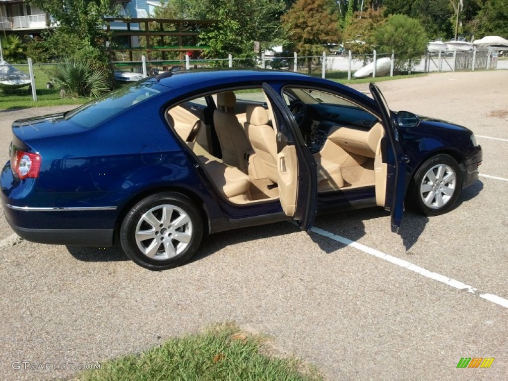 2006 Passat 2.0T Sedan - Shadow Blue / Pure Beige photo #38