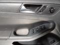 Black - Jetta SE Sedan Photo No. 15