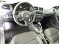 Black - Jetta SE Sedan Photo No. 17