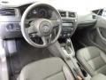Black - Jetta SE Sedan Photo No. 17