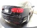 Black - Jetta SE Sedan Photo No. 3
