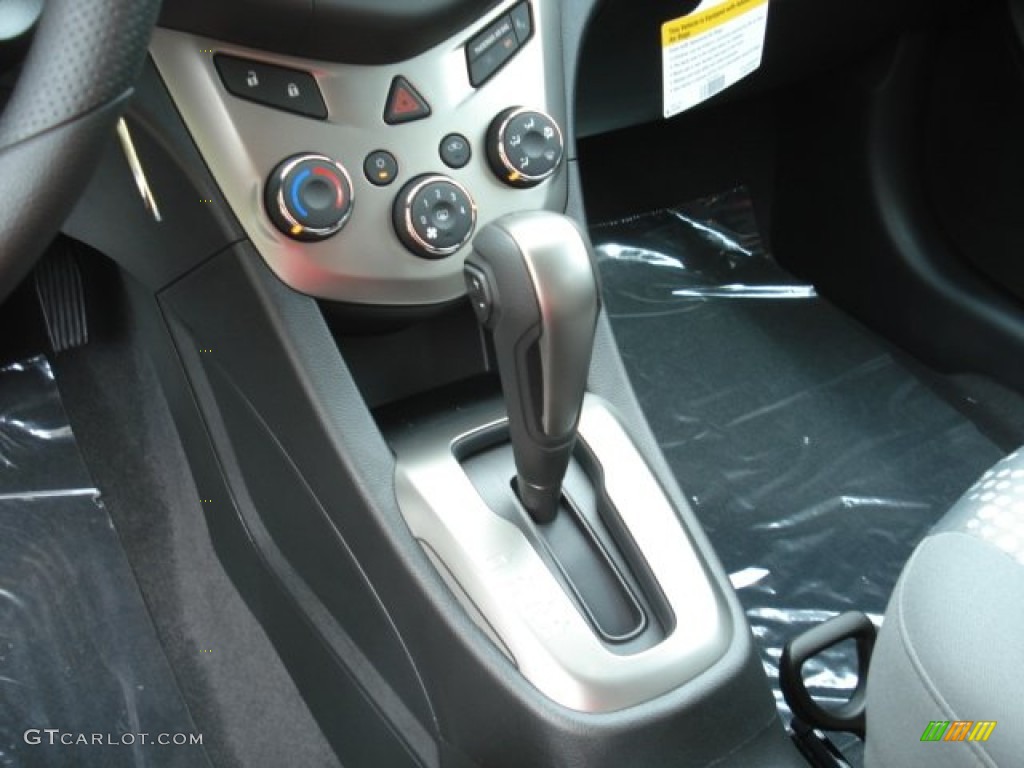 2013 Chevrolet Sonic LS Sedan 6 Speed Automatic Transmission Photo #69952414