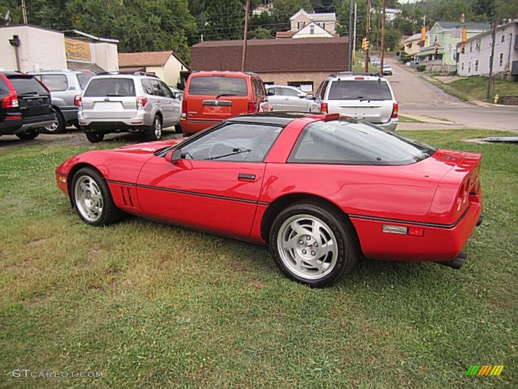 Bright Red 1990 Chevrolet Corvette Coupe Exterior Photo #69954202