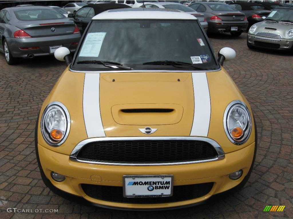 2008 Cooper S Hardtop - Mellow Yellow / Grey/Black photo #14
