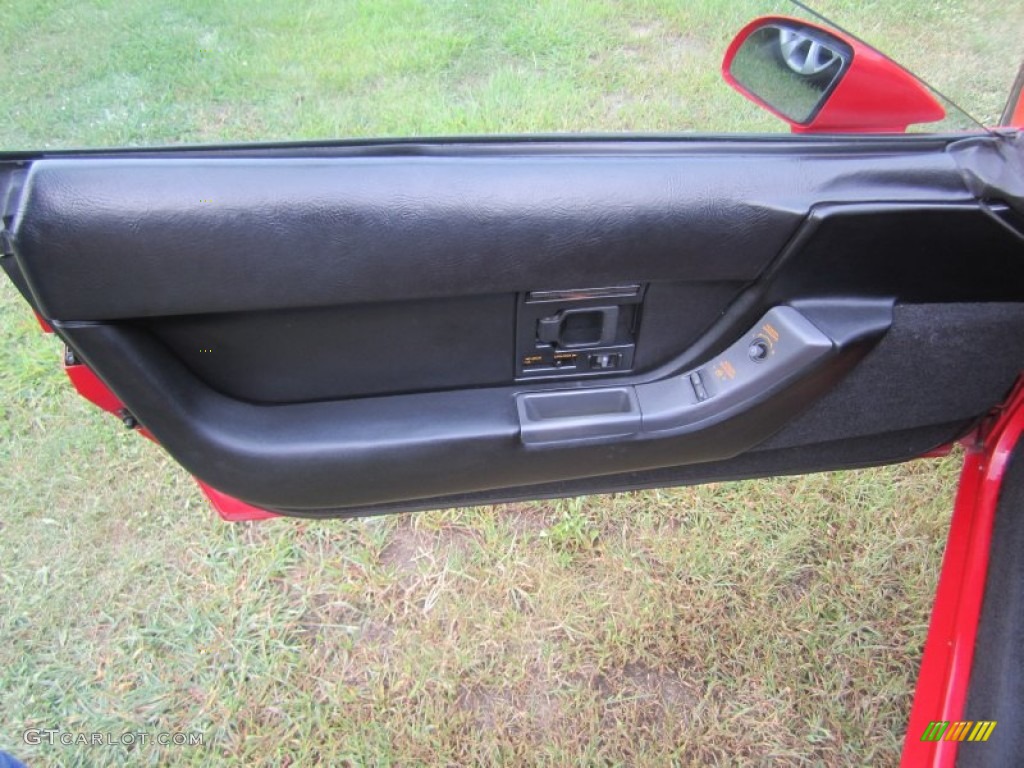 1990 Chevrolet Corvette Coupe Black Door Panel Photo #69954247