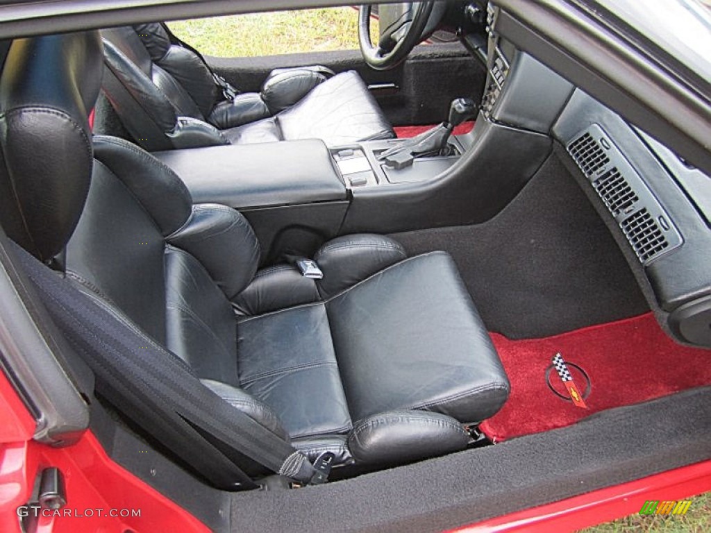 Black Interior 1990 Chevrolet Corvette Coupe Photo #69954286