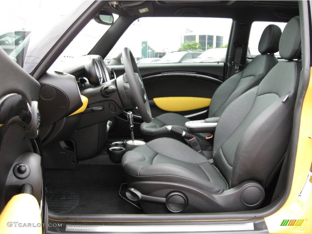 2008 Cooper S Hardtop - Mellow Yellow / Grey/Black photo #15
