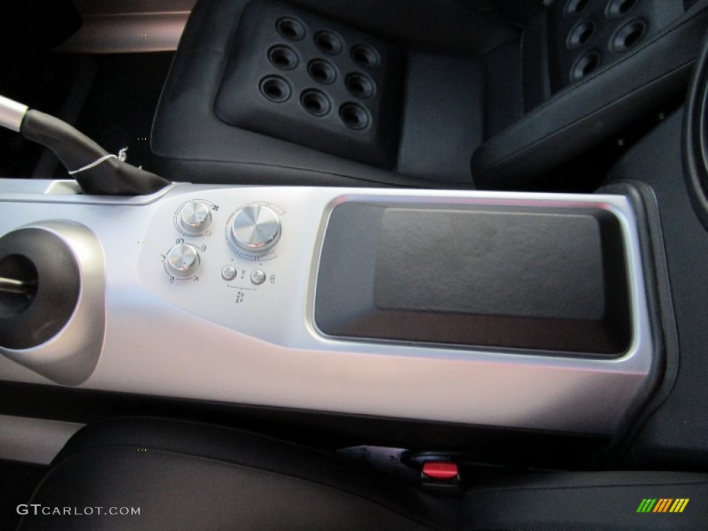 Ebony Black Interior 2005 Ford GT Standard GT Model Photo #69955484