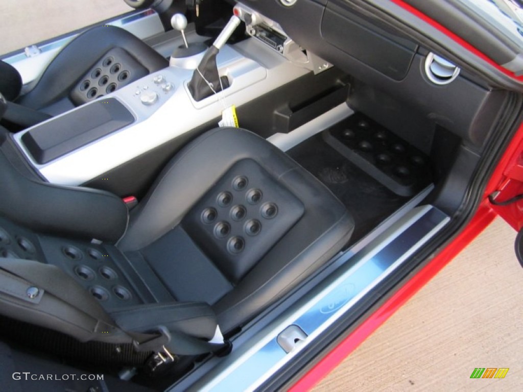 Ebony Black Interior 2005 Ford GT Standard GT Model Photo #69955501