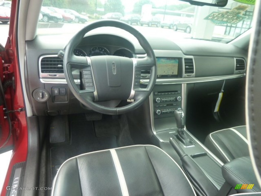 2010 MKZ FWD - Sangria Red Metallic / Dark Charcoal photo #17