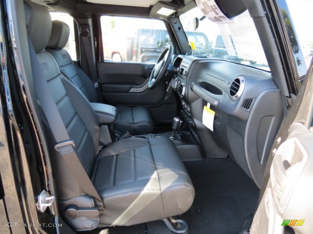 Black Interior 2012 Jeep Wrangler Unlimited Sport 4x4 Photo #69961276
