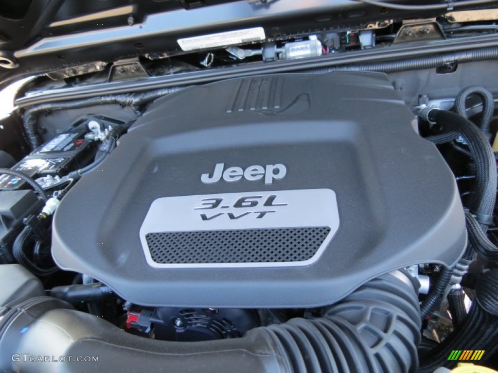 2012 Jeep Wrangler Unlimited Sport 4x4 3.6 Liter DOHC 24-Valve VVT Pentastar V6 Engine Photo #69961297