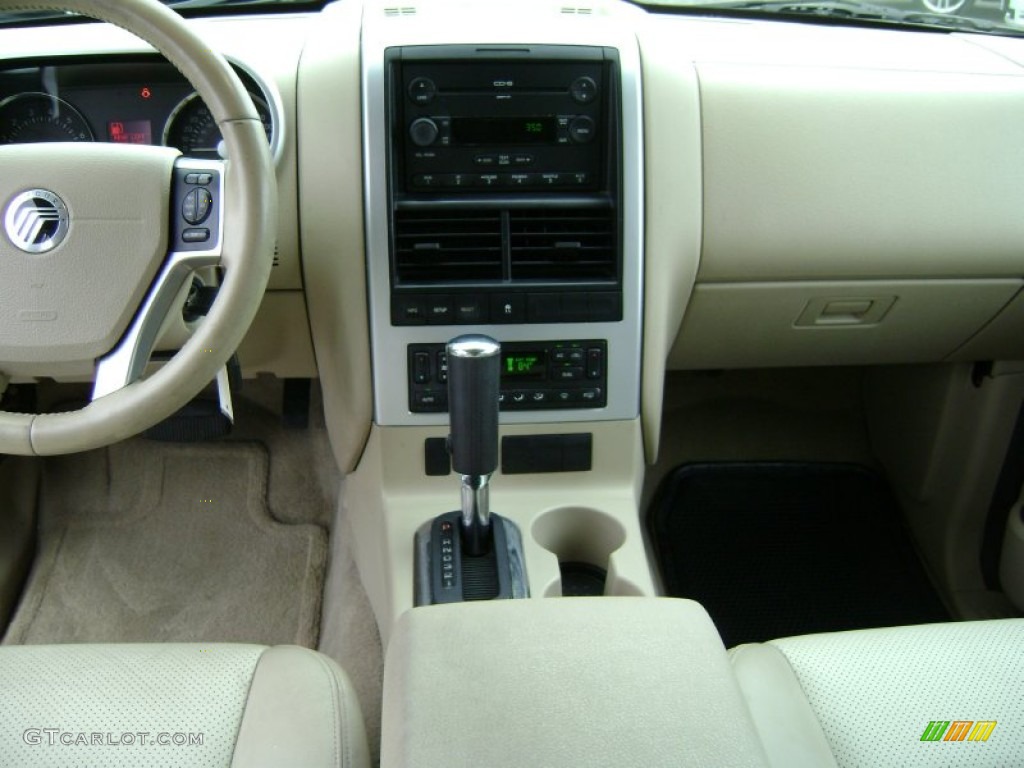 2006 Mountaineer Luxury AWD - Satellite Silver Metallic / Camel photo #12