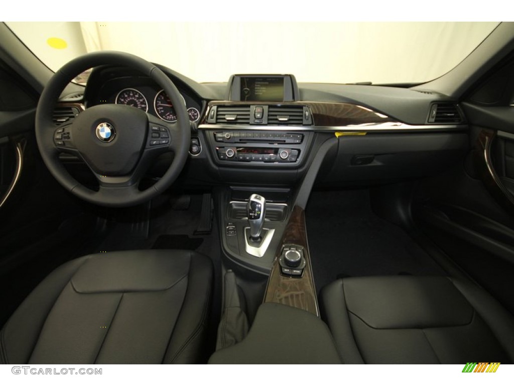 2013 3 Series 328i Sedan - Alpine White / Black photo #4