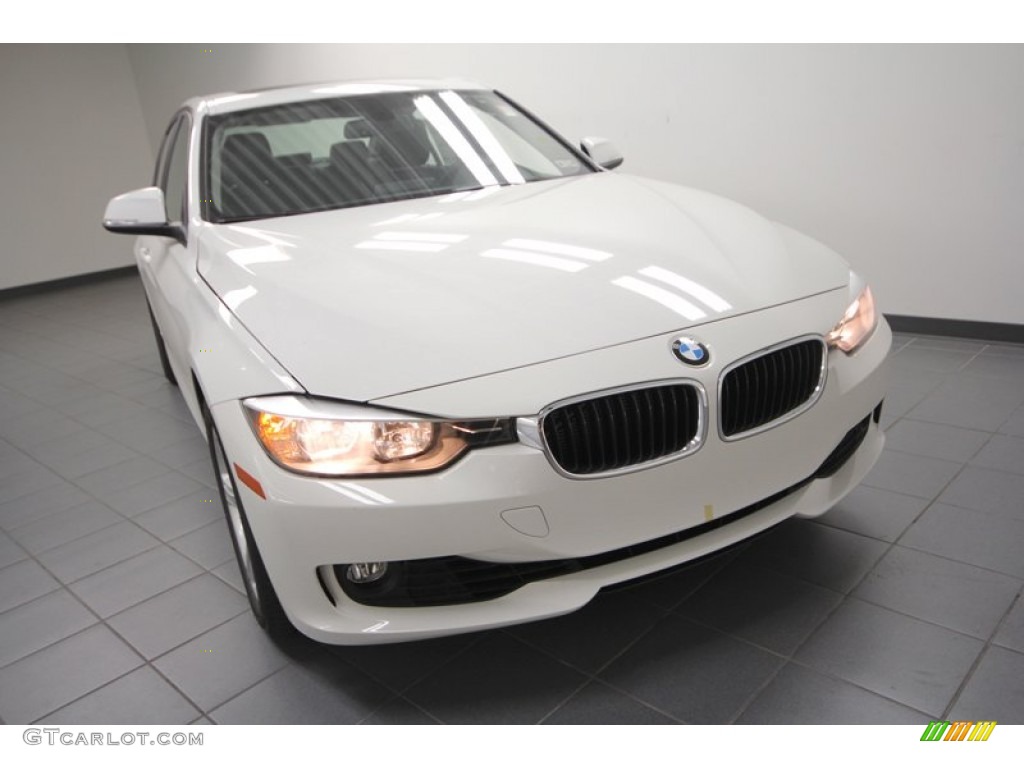 2013 3 Series 328i Sedan - Alpine White / Black photo #5