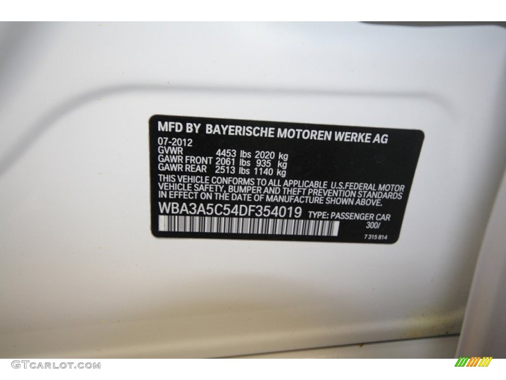 2013 3 Series 328i Sedan - Alpine White / Black photo #10