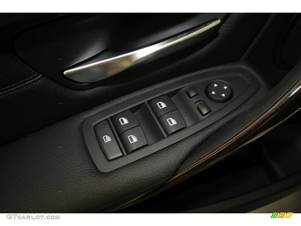 2013 3 Series 328i Sedan - Alpine White / Black photo #14