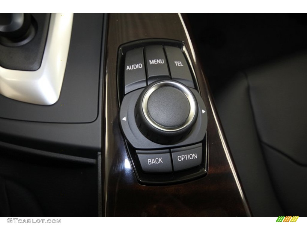 2013 3 Series 328i Sedan - Alpine White / Black photo #18