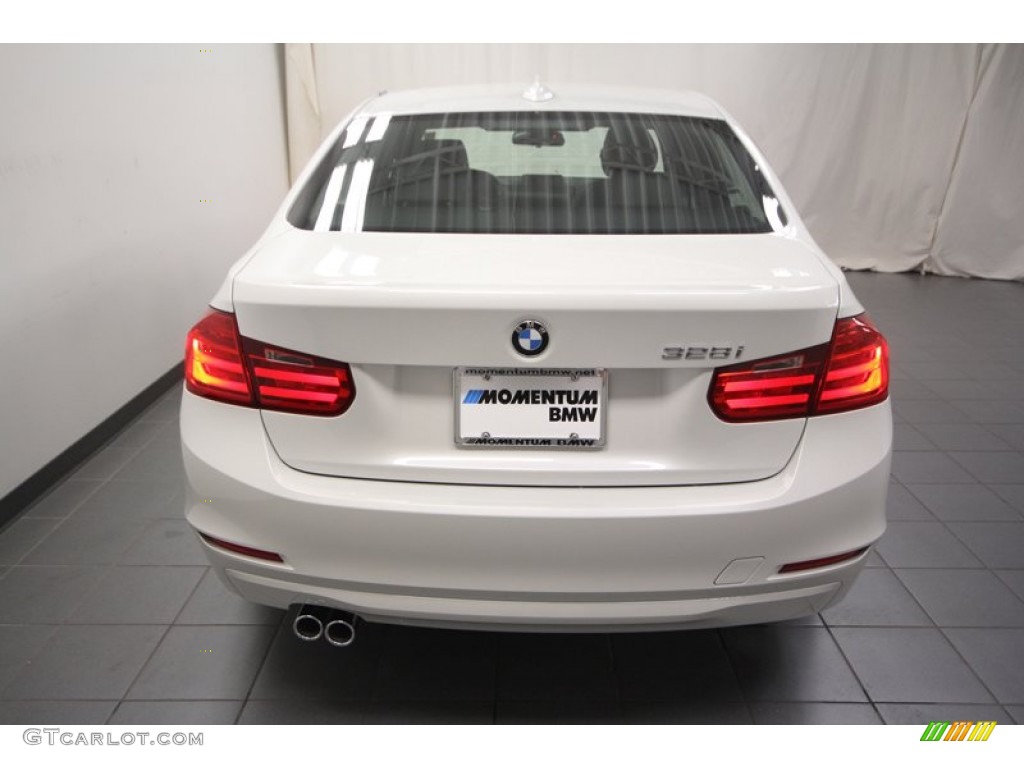 2013 3 Series 328i Sedan - Mineral White Metallic / Black photo #9