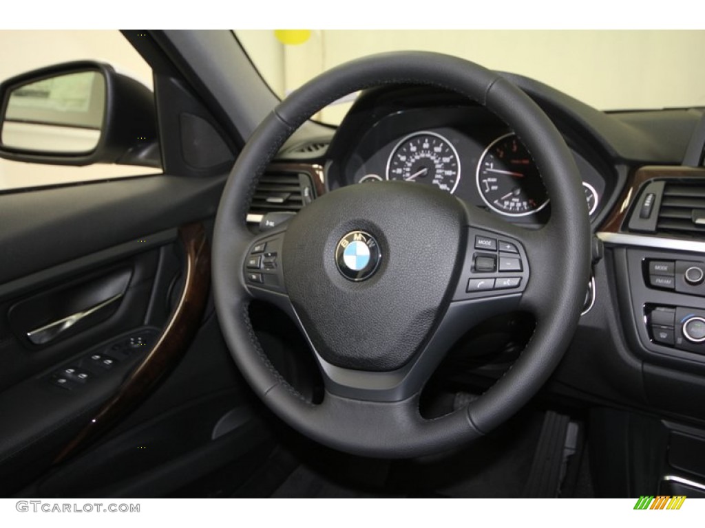 2013 3 Series 328i Sedan - Mineral White Metallic / Black photo #25