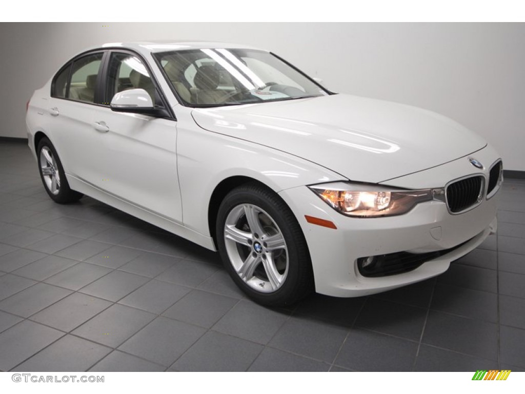 2013 3 Series 328i Sedan - Alpine White / Venetian Beige photo #1