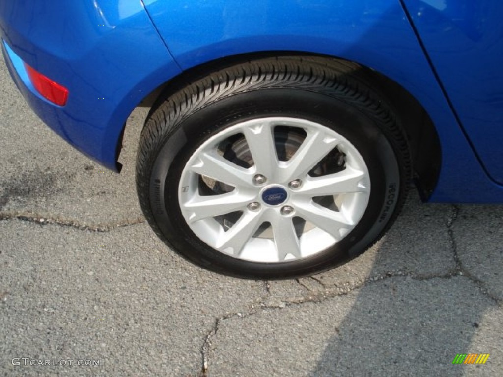 2011 Ford Fiesta SE Hatchback Wheel Photo #69963949