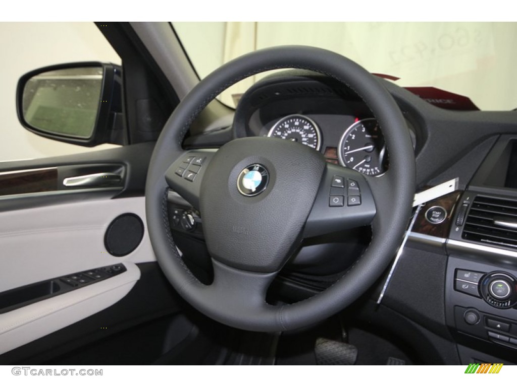 2013 BMW X5 xDrive 35i Premium Oyster Steering Wheel Photo #69964611