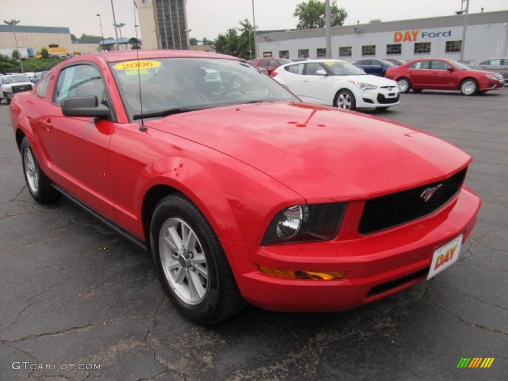 2006 Mustang V6 Premium Coupe - Torch Red / Red/Dark Charcoal photo #6