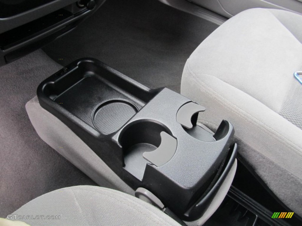 2003 Ford Taurus SE Wagon Interior Color Photos