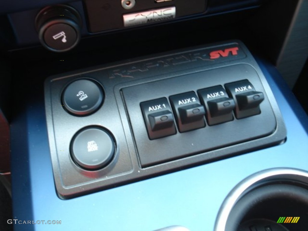2012 Ford F150 SVT Raptor SuperCab 4x4 Controls Photo #69967012