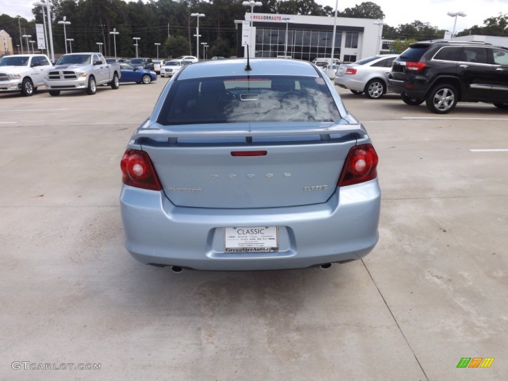 2013 Avenger SE V6 - Crystal Blue Pearl / Black photo #4