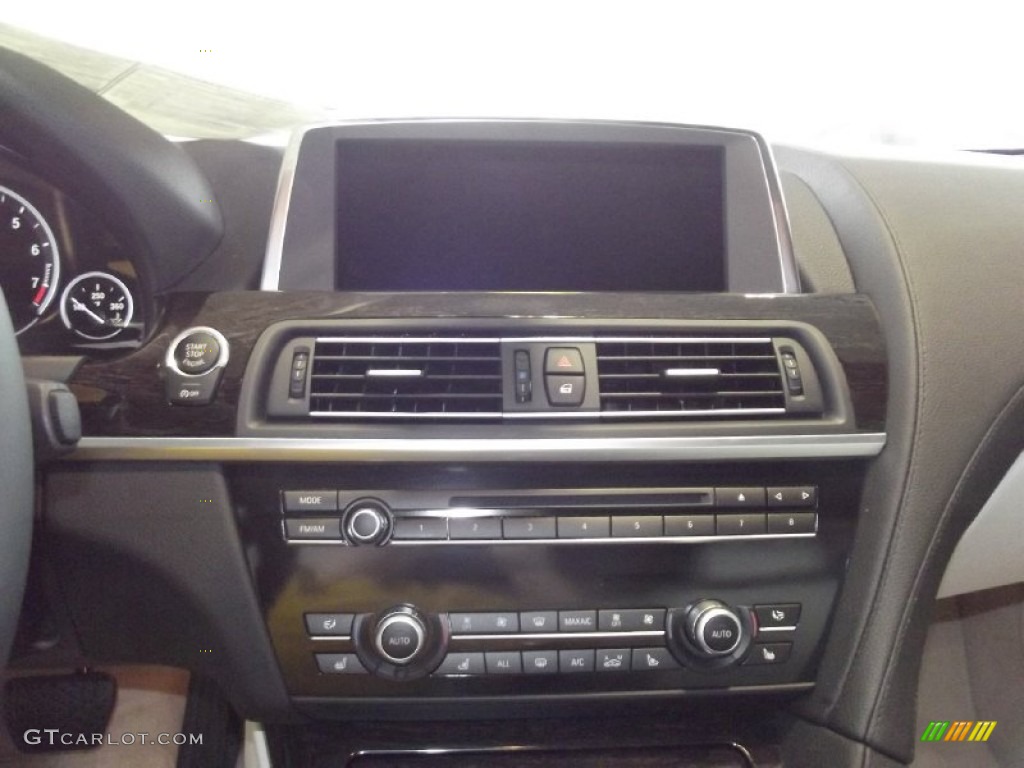 2013 BMW 6 Series 650i Gran Coupe Controls Photo #69968305