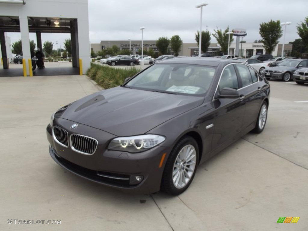 2013 5 Series 535i Sedan - Mojave Metallic / Venetian Beige photo #1