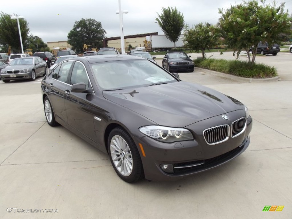 Mojave Metallic 2013 BMW 5 Series 535i Sedan Exterior Photo #69968656