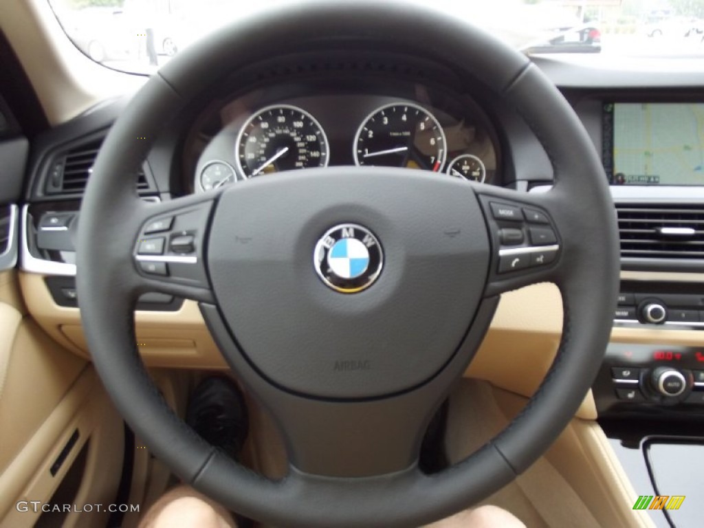 2013 BMW 5 Series 535i Sedan Venetian Beige Steering Wheel Photo #69968725