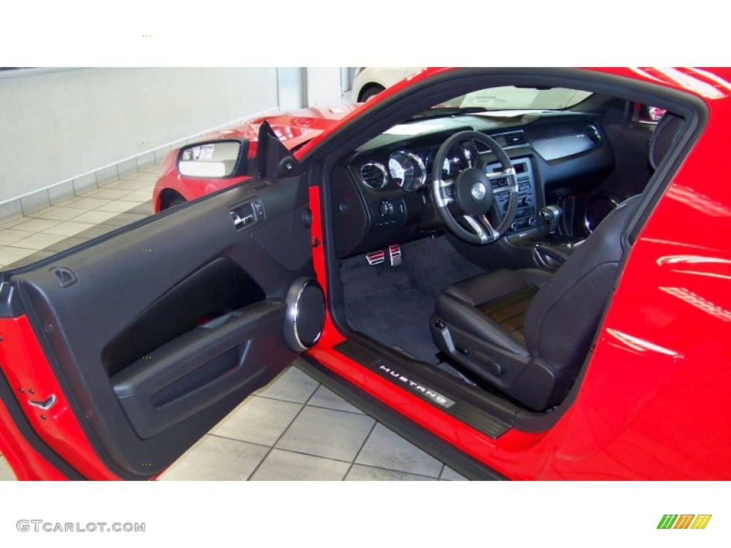 Charcoal Black/Carbon Black Interior 2012 Ford Mustang C/S California Special Coupe Photo #69970020